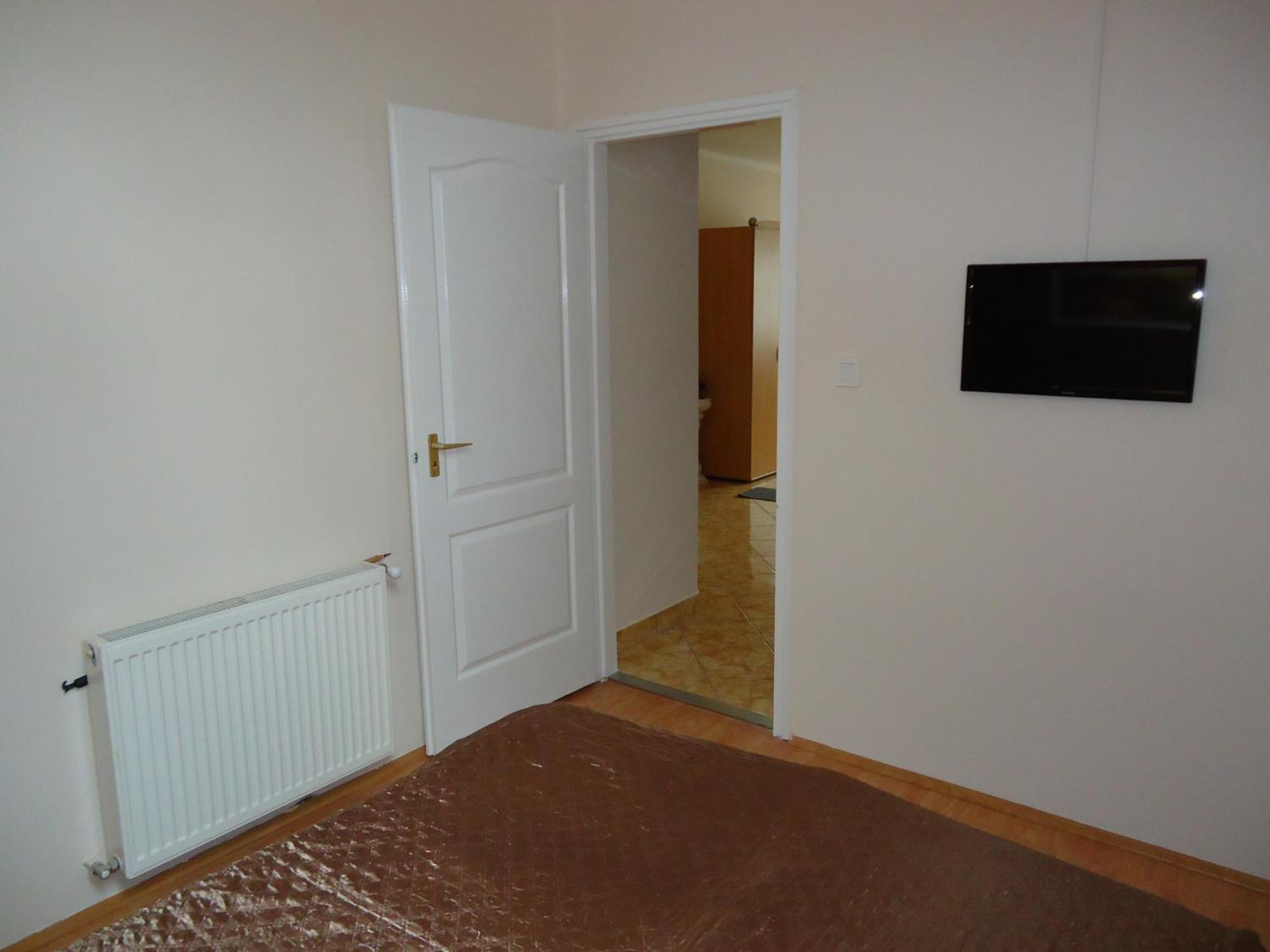 Alom Apartman Hajdúszoboszló Δωμάτιο φωτογραφία