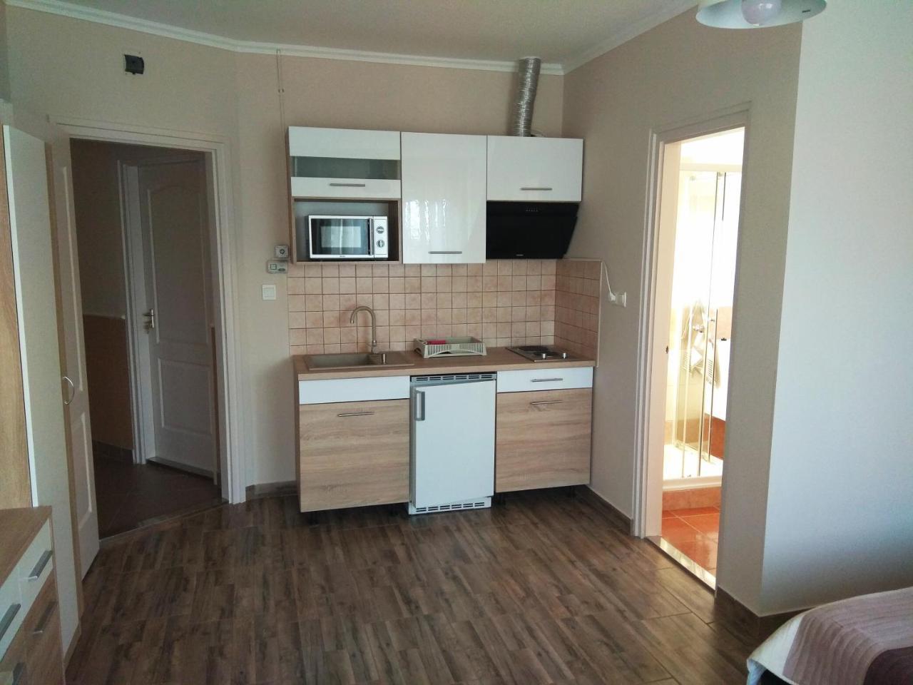 Alom Apartman Hajdúszoboszló Εξωτερικό φωτογραφία